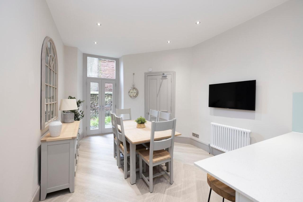 Stylish 3-Bedroom Edinburgh City Getaway Exterior photo